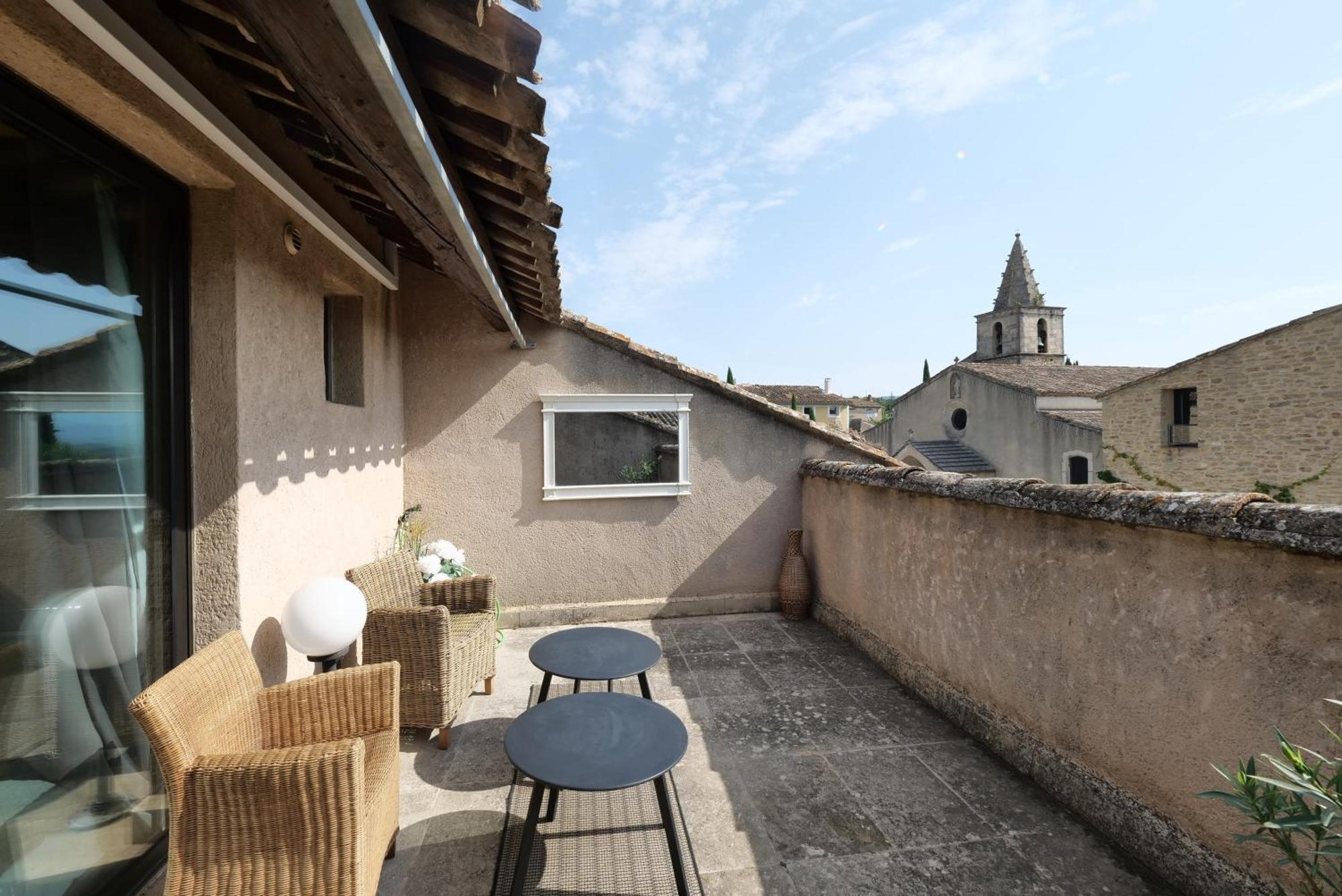 Chambres Du Vieux Bistrot Cabrières-dʼAvignon Exteriér fotografie